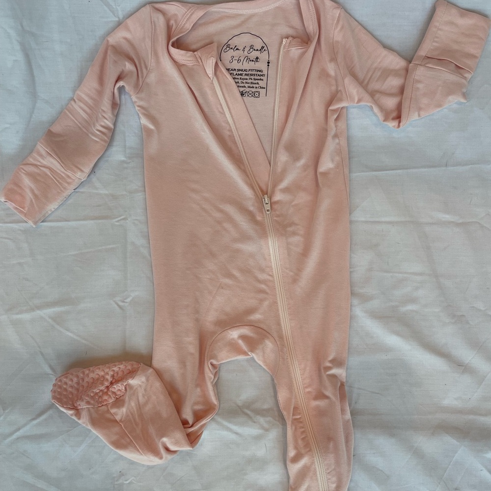 Bamboo footies- Rose